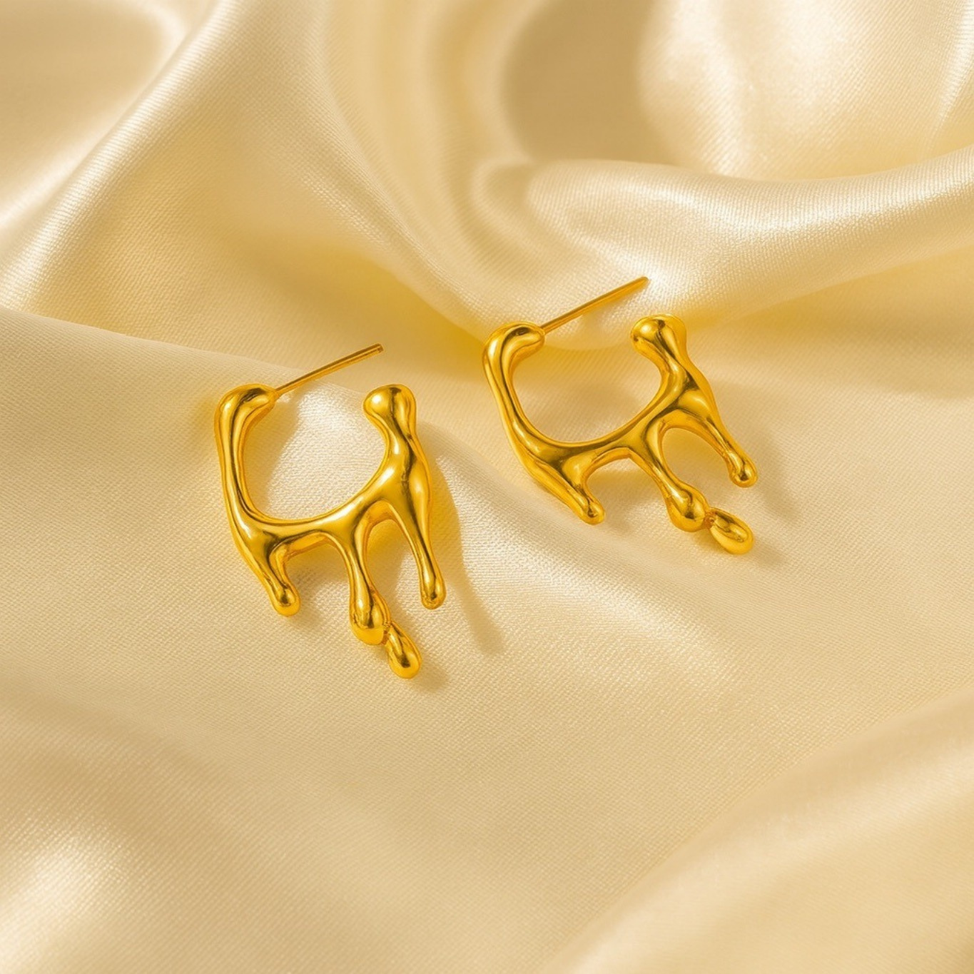 Lava Glow Earring