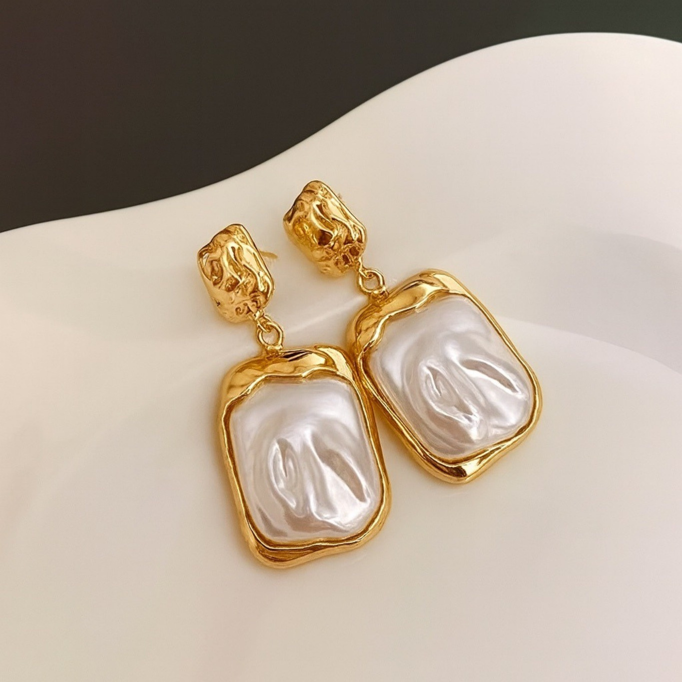 Molten Grace Earrings