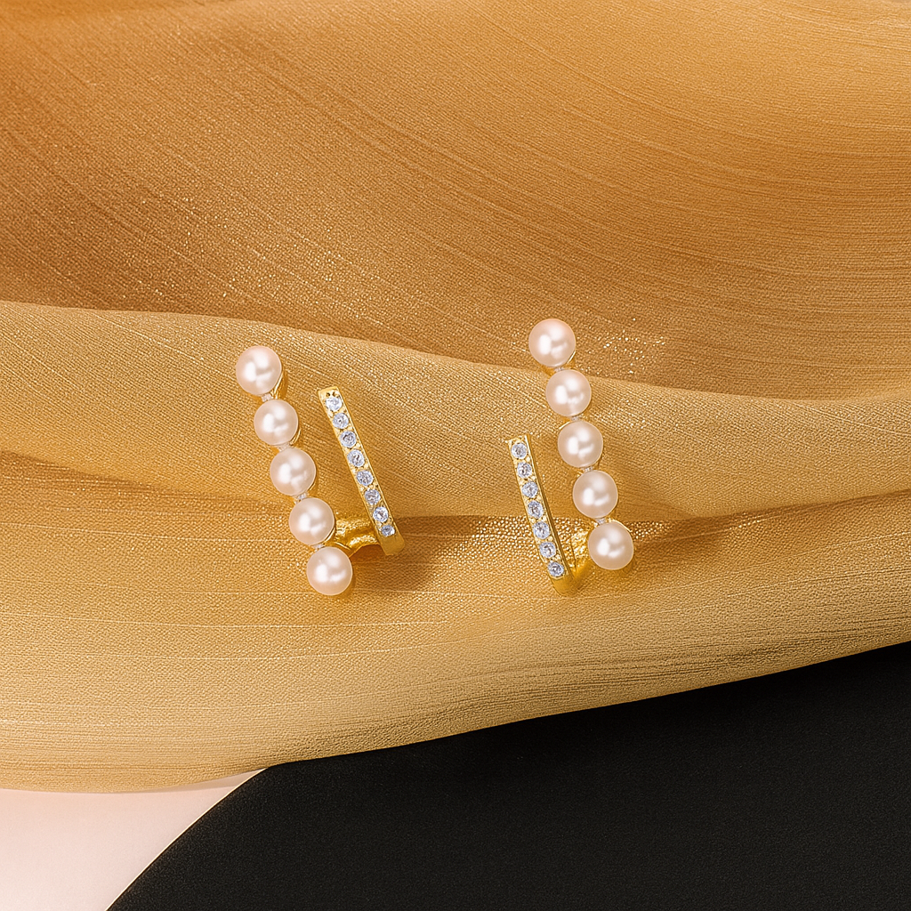 The Dazzle Bar Earring