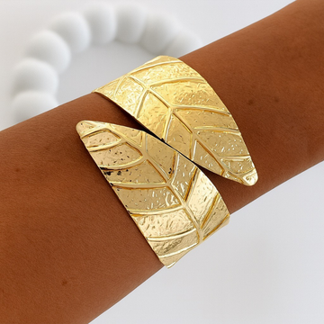 Leafy Grace Cuff