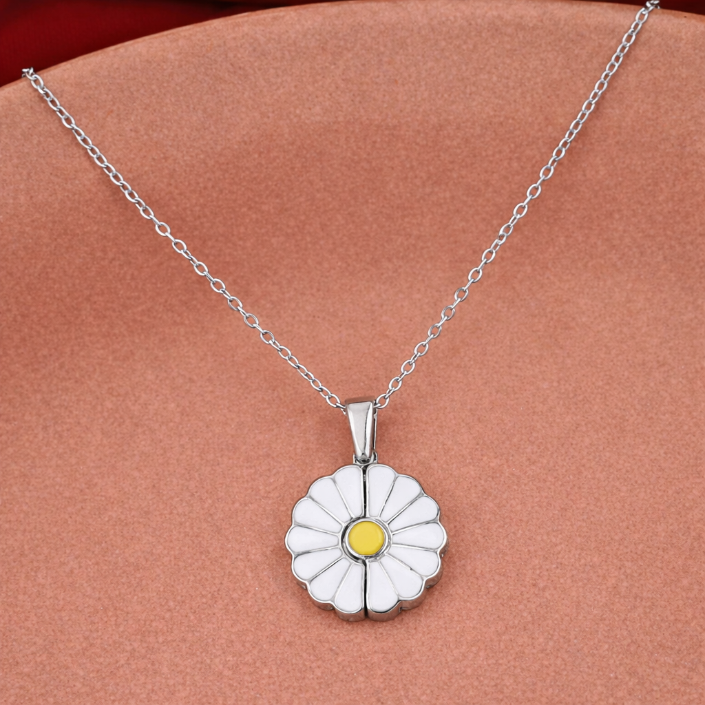 Happy Daisy Pendant