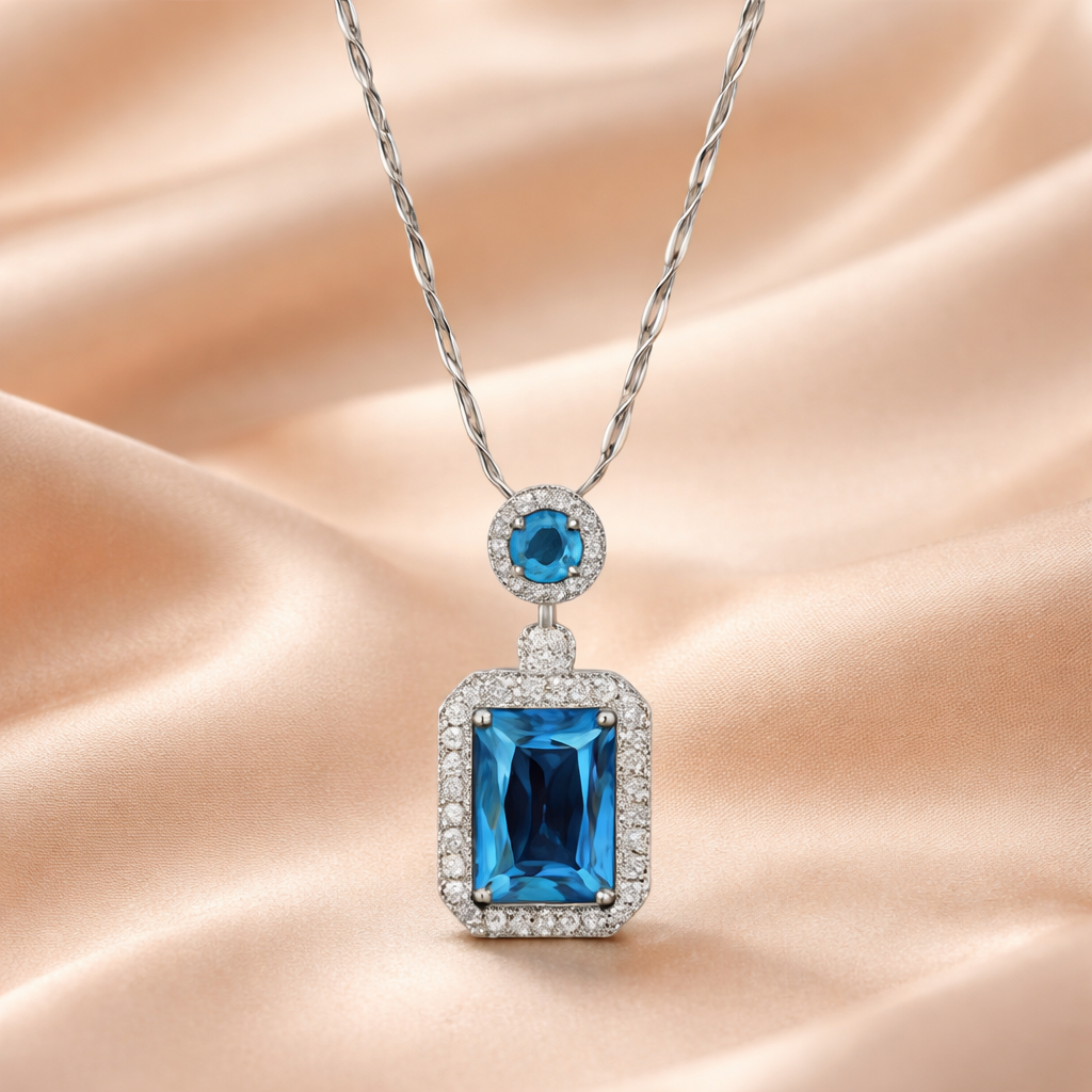 Queen's Gem Pendant