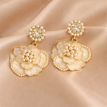 White Grace Flower Earrings