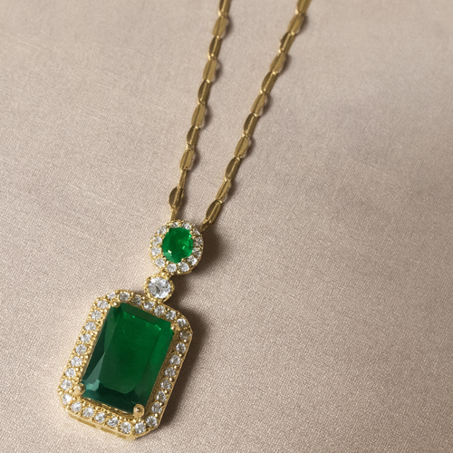 Green Majestic Pendant